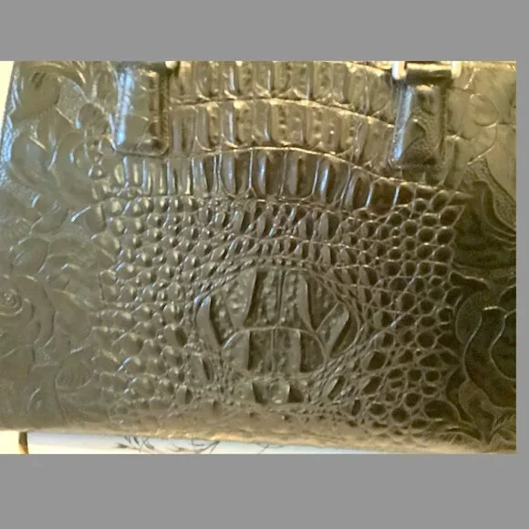 Ann Taylor Black embossed  crocodile  leather  top handle, framed satchel bag - Picture 4 of 13